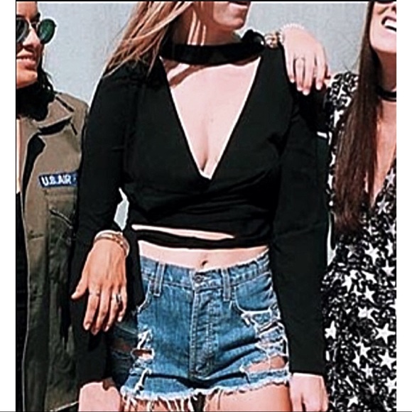 NWT LF choker collar long-sleeved wrap crop top XS - Picture 2 of 8